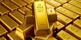 الذهب يستقر مع تنامي التوترات السياسية