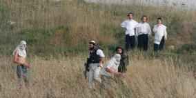 مستوطنون يتلفون محاصيل زراعية شرق يطا بالخليل