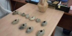 الشرطة تضبط مجموعة من القطع الأثرية في الخليل