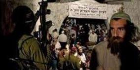 مستوطنون يقتحمون مقام 'يوسف'