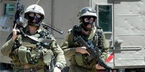 قوات الاحتلال تعتدي بالضرب على مواطن جنوب نابلس