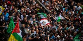 جماهير غفيرة تشيع الشهيد مهند حلبي في البيرة