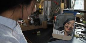 بالصور.. مرآة جديدة لا تعكس صورتك إلا إذا ابتسمت