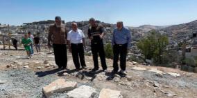 مطالبة بإدانة تشييد القبور الوهمية لليهود في سلوان بالقدس