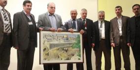 افتتاح معرض جرافكس لإبداعات طلبة جامعة بوليتكنك فلسطين