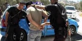 الشرطة تقبض على شخص بتهمة حيازة مادة مخدرة في نابلس