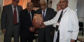 المقاصد يكرّم المؤسس الأول للمستشفى الدكتور صبحي غوشة