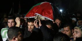 الآلاف يُشيعون جثمان الشهيدة أنصار هرشة في بلدة قفين قضاء طولكرم