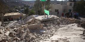 بالصور: الاحتلال يفجر منزل الاسير معاذ حامد في سلواد شرق رام الله