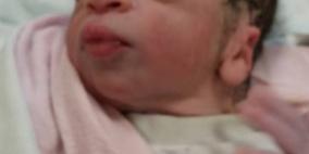 مواطن من صوريف يُطلق اسم مهند الحلبي على مولوده