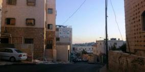 بلدية الخليل تبدأ المرحلة الثالثة من تعبيد وتجهيز شارع الثغرة