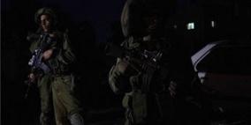 الاحتلال يبعد مواطنة عن 'الأقصى' 3 شهور