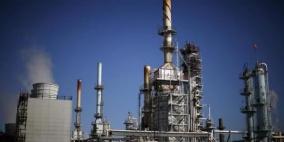 أسعار النفط تهبط بسبب زيادة المعروض