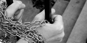 نقل الأسير عمر أبو شلال لمستشفى 'سجن الرملة'