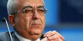 خلال تسليم وزير الاقتصاد مهامه: فياض يؤكد ضرورة البناء على ما تم إنجازه