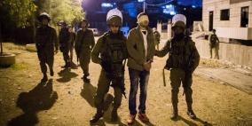 اعتقال 5 مواطنين خلال حملة مداهمات 