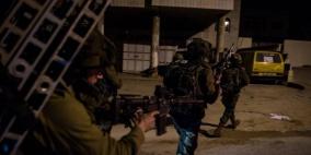 الاحتلال يشن حملة اعتقالات واسعة في الضفة والقدس