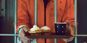 بالصور: مقهى بتصميم سجن يعطي الزبائن الاحساس بنعمة الحرية