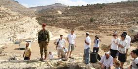 الاحتلال يخطط للسماح للمستوطنين بتملك أراض في الضفة 