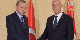 أردوغان في زيارة مفاجئة إلى تونس لبحث "ملف ليبيا"