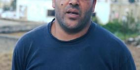 عامل فلسطيني رفض عروض العمل في الداخل والتزم الحجر حفاظا على عائلته