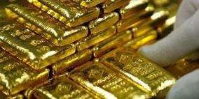 الذهب ينزل مع صعود الدولار