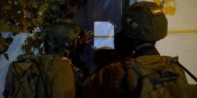 الاحتلال يخطر بهدم بنايتين سكنيتين في واد الحمص شمال شرق بيت لحم 