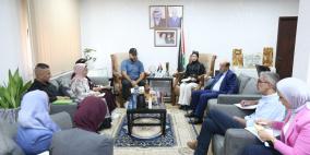 مؤسسة بيتنا الشبابي تعقد جلسة حوارية مع ديوان الموظفين العام حول العدالة الاجتماعية في التوظيف