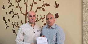 تنمية القدس تستلم منحًا جامعية من جامعة القدس لتعزيز فرص الطلبة التعليمية