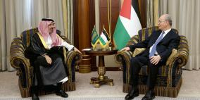 مصطفى يبحث مع وزير الخارجية السعودي آخر المستجدات وتنسيق المواقف المشتركة