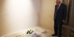 الرئيس عباس يزور ضريح البابا فرنسيس في كنيسة "سانت ماريا ماجوري" بروما