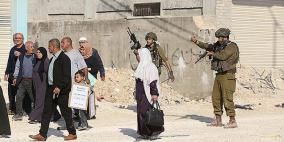 الاحتلال يواصل عدوانه على طوباس: عمليات تفتيش واحتجاز شبان