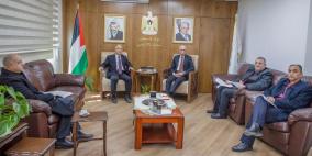 رئيس سلطة الأراضي يبحث مع رئيس بلدية طولكرم سبل تعزيز التعاون والتنسيق المشترك في إدارة قطاع الأراضي في المدينة