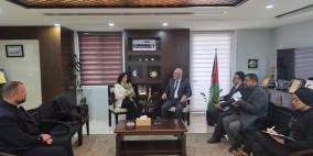 وزير الزراعة يبحث مع سفيرة فلسطين لدى تشيلي تفعيل مذكرة التفاهم الزراعية المشتركة