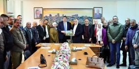 الأحمد يبحث مع ممثلي نقابات النقل العام سبل تنظيم القطاع