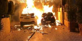 نابلس: مستوطنون يحرقون 5 مركبات في قرية بزاريا