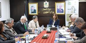 وزارة شؤون المرأة تعقد لقاءً حوارياً مع شخصيات وطنية وقيادات مؤثرة حول استحقاقات المرحلة وواقع المرأة