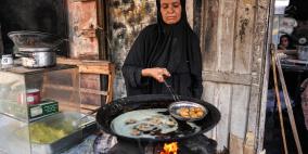 خاص| بين الذكريات والحاجة… غزيون يبيعون أساس بيوتهم لتأمين لقمة العيش