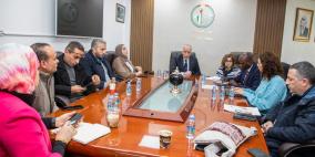 سلطة الأراضي وبعثة البنك الدولي تبحثان الجوانب الفنية لبدء تنفيذ مشروع التسجيل العقاري