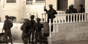 الاحتلال يحول منازل لمواطنين في حزما ثكنا عسكرية