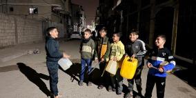 بإيقاع الجالونات والفوانيس اليدوية.. أطفال غزة يصنعون فرحة رمضان رغم الحرب