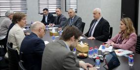 وزير الداخلية يستقبل وفداً ألمانياً ويبحث مستجدات الأوضاع في الأراضي الفلسطينية