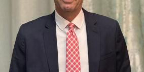 من يكتب للفلسطينيين روايتهم ؟