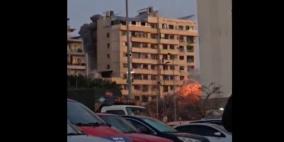 شاهد: الاحتلال يدمّر مبنى سكنيًا كاملًا في الباشورة وسط بيروت