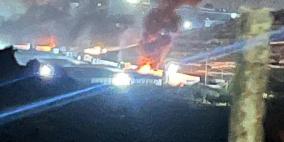 إصابات وإحراق بركسات في هجوم للمستوطنين على بلدة قصرة جنوب نابلس