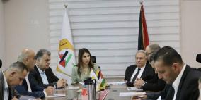 العطاري والقاسم يترأسان اجتماعًا تشاوريًا في منظمة التحرير لمناقشة مسودة الدستور المؤقت لدولة فلسطين