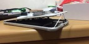 آبل تحقق في تقارير تخص انتفاخ بطاريات هواتف آيفون 8 بلس