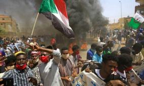 لبنان: اعتصامات حاشدة في المخيمات دعمًا للقيادة الفلسطينية ورفضًا للمساس بوكالة الأونروا