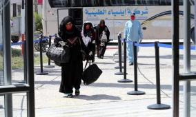 مغادرة دفعة جديدة من المرضى والحالات الإنسانية وعودة عالقين عبر معبر رفح