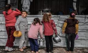 "الصحة العالمية": 100 ألف طفل في غزة سيعانون سوء تغذية حاد بحلول نيسان المقبل